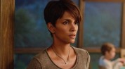 HALLE_BERRY_IN_KIDNAP_PHOTO_1